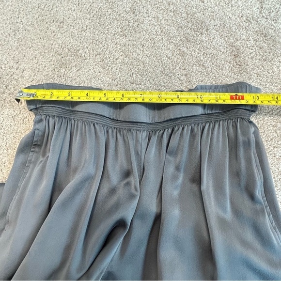 THEORY Womens Gray Silk Smocked Gathered Pull-on Culottes Sz S - Picture 8 of 12